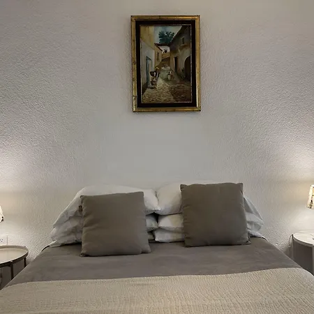 Distrito Condesa Rooms&Studios-3